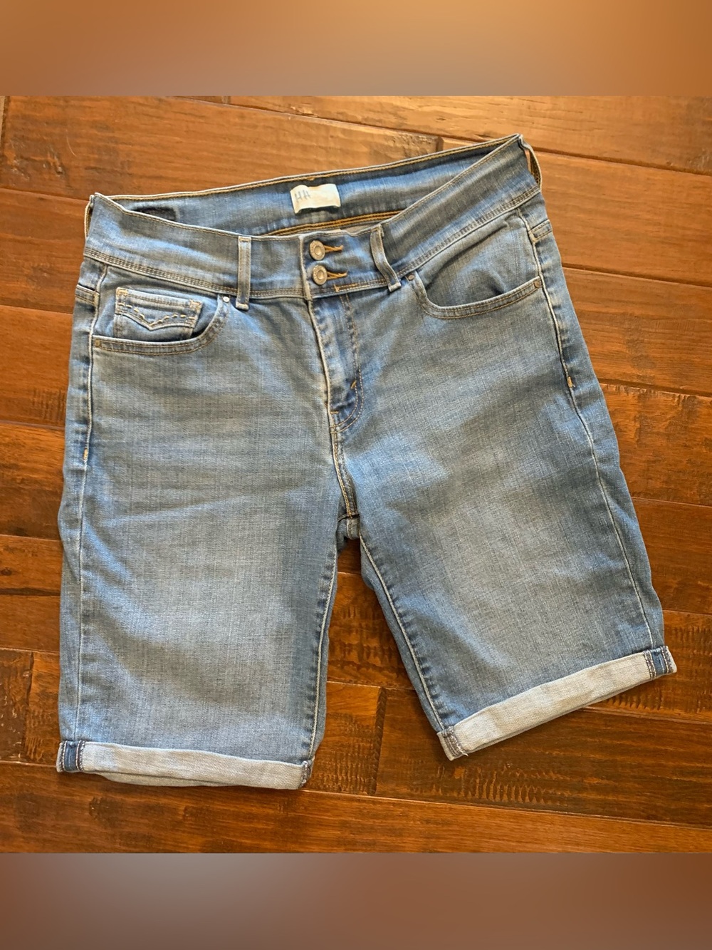 Levi's 515 Light Blue Denim Bermuda Shorts - 10